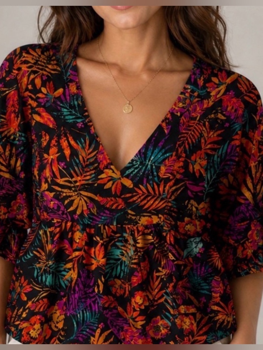 Emily Wonder Size Small Floral Print Blouse with Ruffle Sleeves, NWT